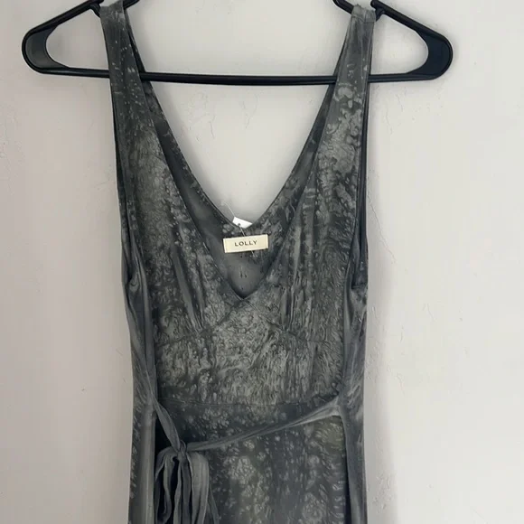 Women’s Soft Maxi Dress - Picture 2 of 9